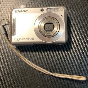 Sony cyber shot digital camera